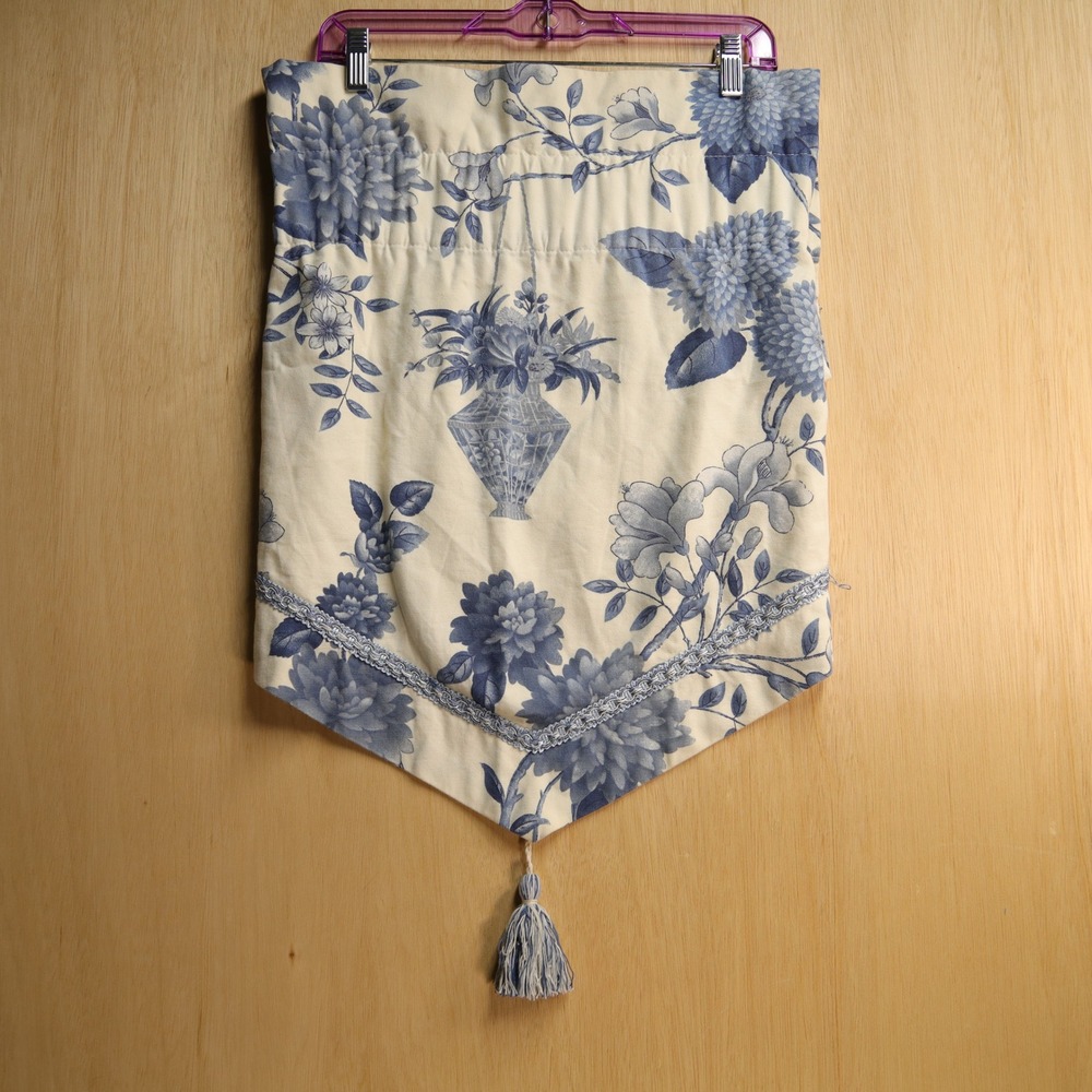 Williamsburg Blue White Floral Valance Tassel Trim Window Treatment Toile